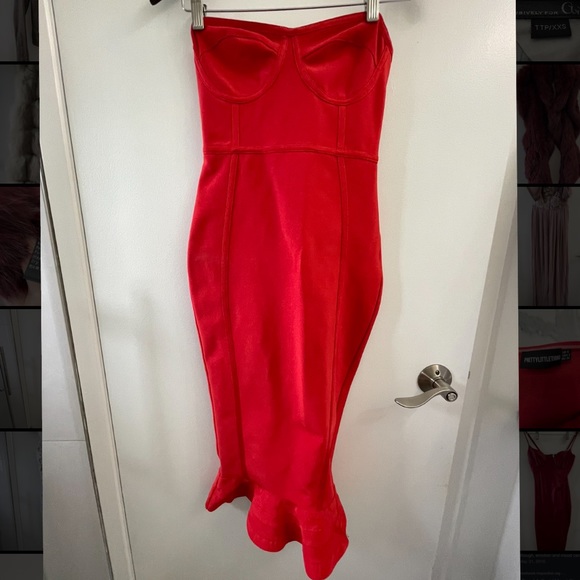 Pretty Little Thing Red Mermaid Dress - Picture 2 of 3